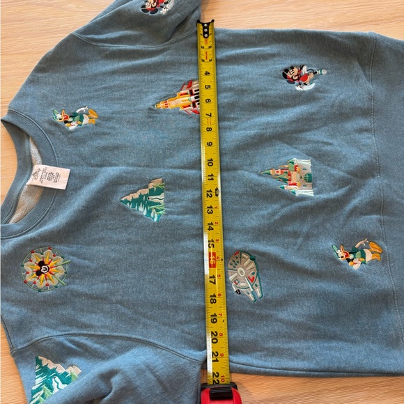 Disney Parks Crew Neck Sweater size M - Picture 6 of 7